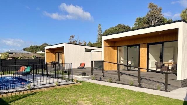 Ohope Villas With Spa,Sauna,Pool, Adults Only Exterior photo