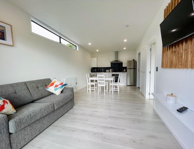 Ohope Villas With Spa,Sauna,Pool, Adults Only Exterior photo